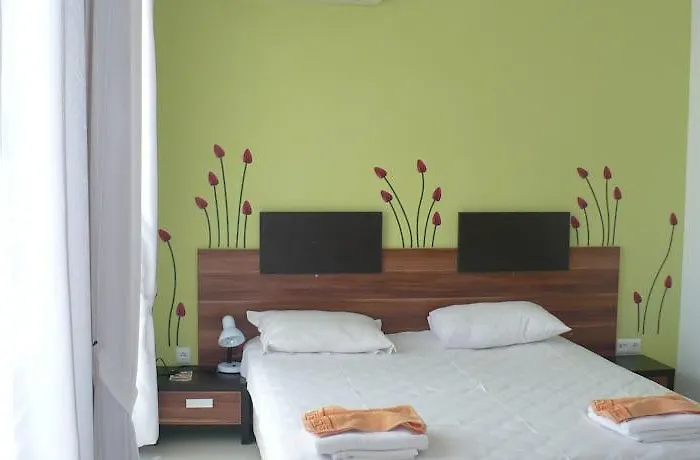 Hotell Rainbow 3 Club