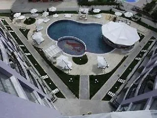 Rainbow 3 Club 3*