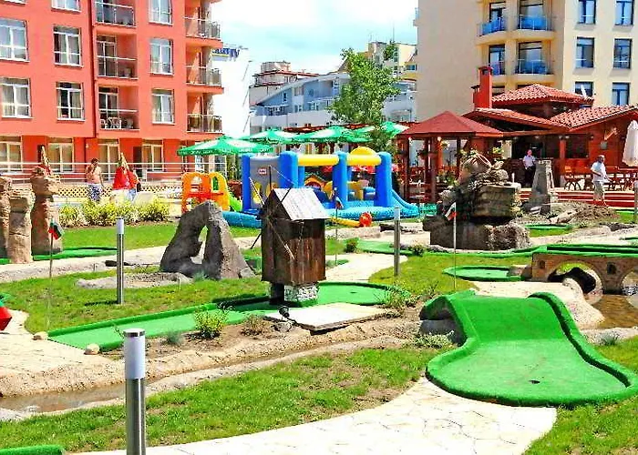 Hotell Rainbow 3 Club