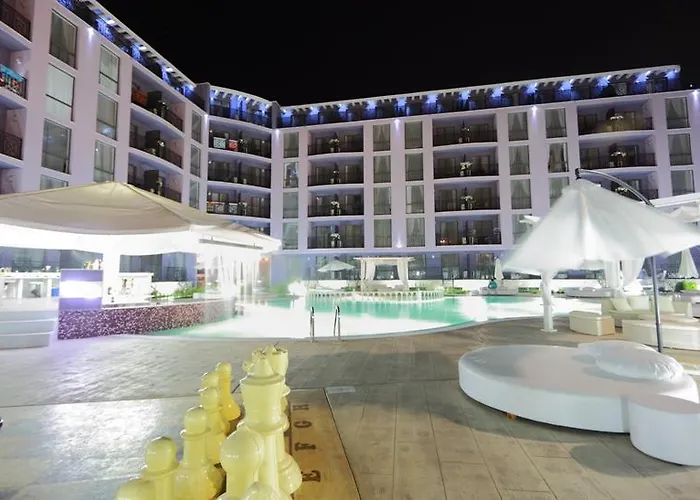 Rainbow 3 Club Hotell