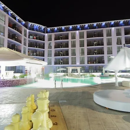 Rainbow 3 Club Отель