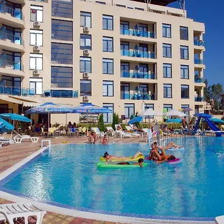 Szálloda Rainbow 3 Club 3*